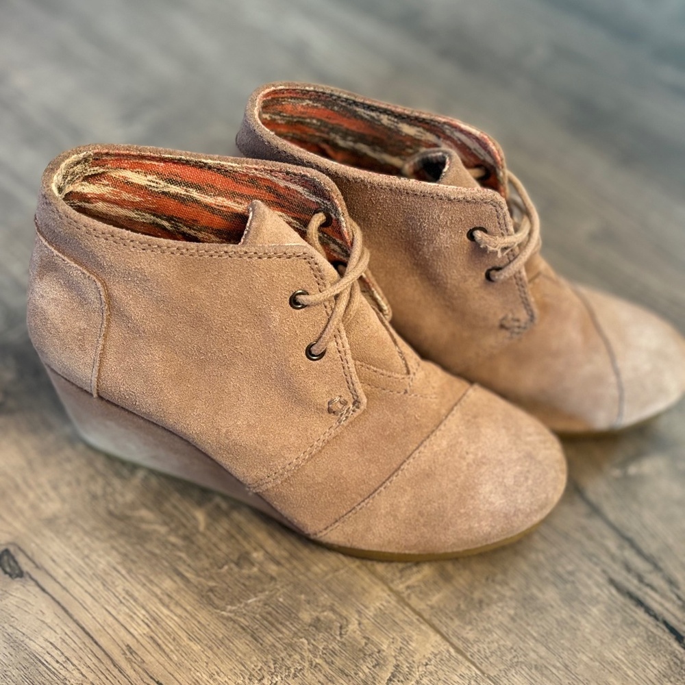 TOMS ankle boots